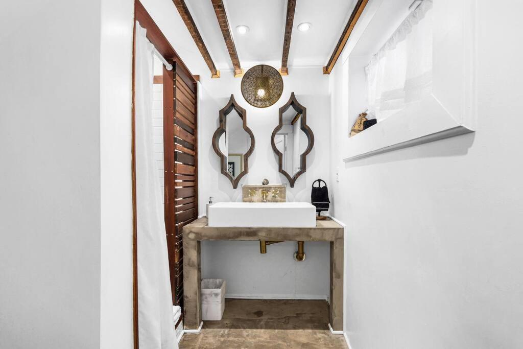 Apartment Modern Midtown Getaway - Luxury Chic Unit ✧ *