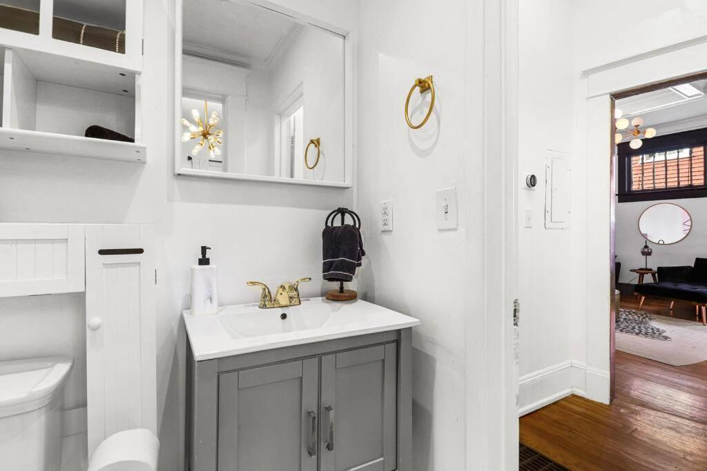 Apartment Modern Midtown Getaway - Luxury Chic Unit ✧ *